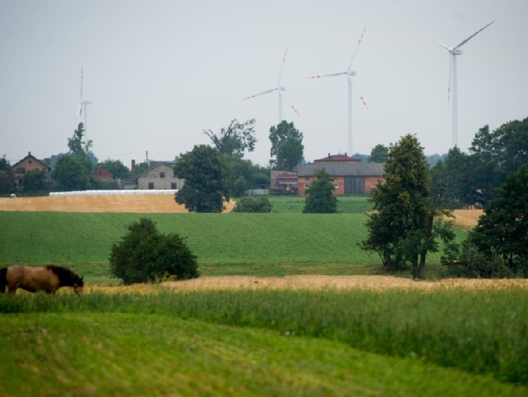 Farmy wiatrowe kontra Energa: na razie strony szykują się do procesu